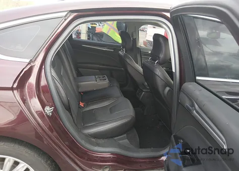 2013 Ford Fusion Energi Titanium from USA, damaged, VIN 3FA6P0SU2DR325914